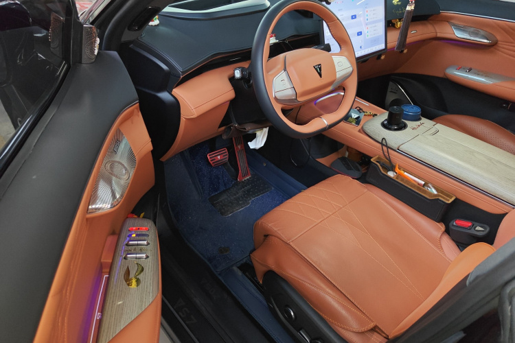 Deepal S07 2023 car image #16
