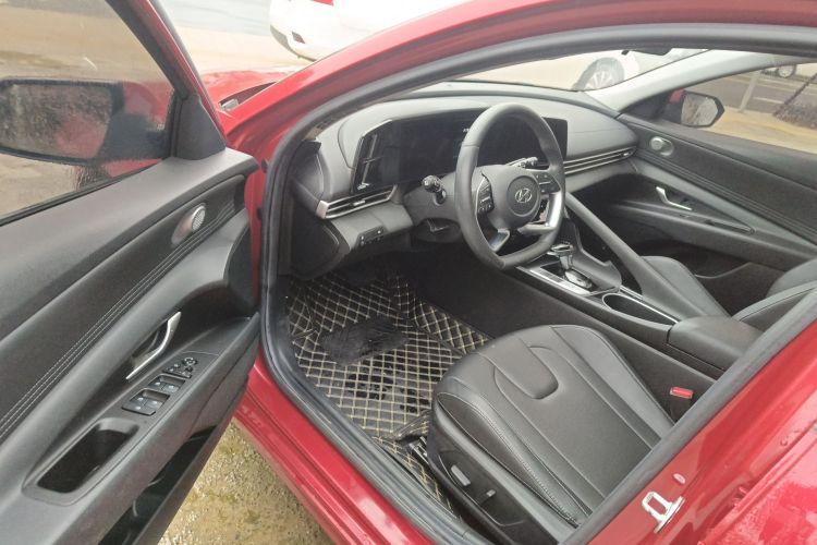 Hyundai Elantra 2020 car image #16
