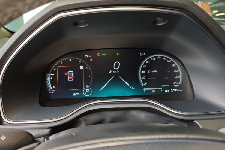 Toyota Avalon 2023 car image #16