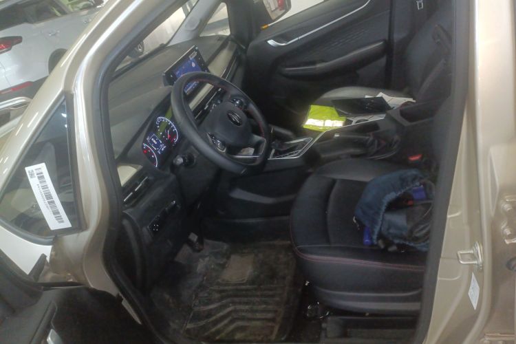 X3 PRO 2025 car image #16