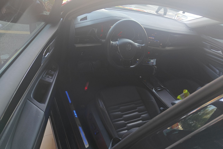 Volkswagen Passat New Energy 2020 #16 Volkswagen Passat New Energy 2020 car image #16