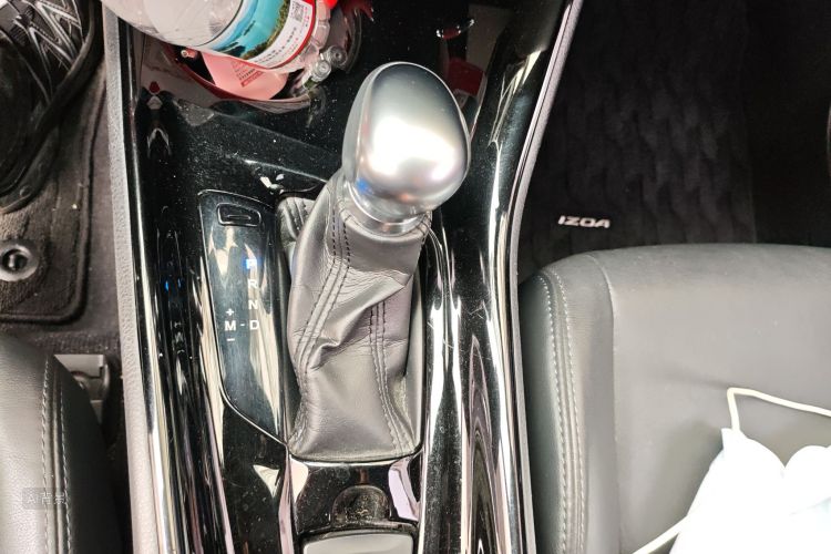 Toyota Izoa 2018 immagine di auto #16