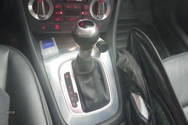 Audi Q3 2015 #16 Audi Q3 2015 car image #16