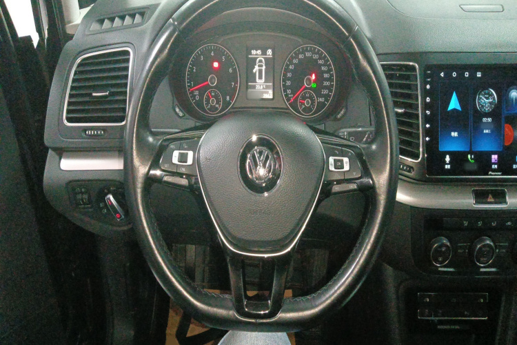 Volkswagen Sharan 2019 immagine di auto #16