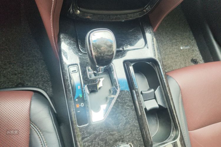 丰田 皇冠 2018 汽车图片 #16