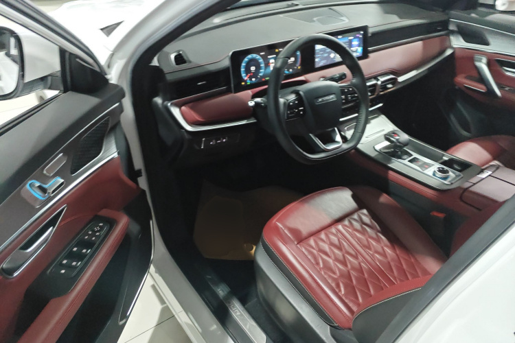 X70 PLUS 2024 #16 X70 PLUS 2024 car image #16