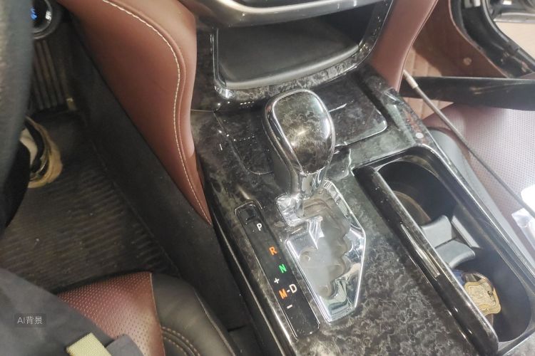 丰田 皇冠 2019 汽车图片 #16