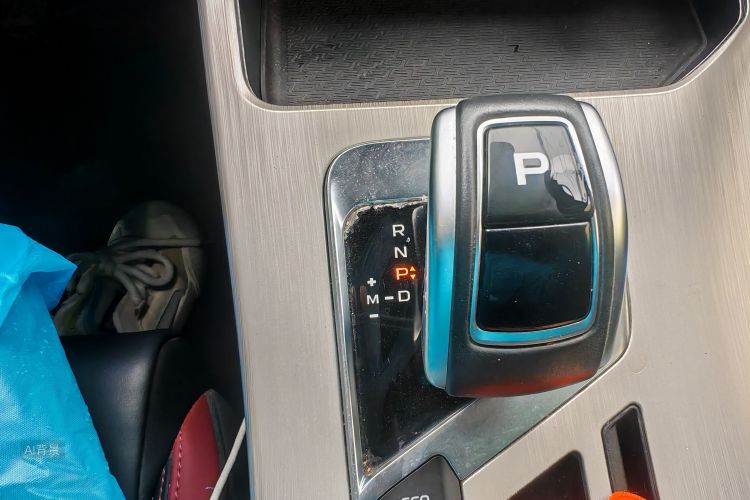 GEELY Coolray 2018 #16 GEELY Coolray 2018 car image #16