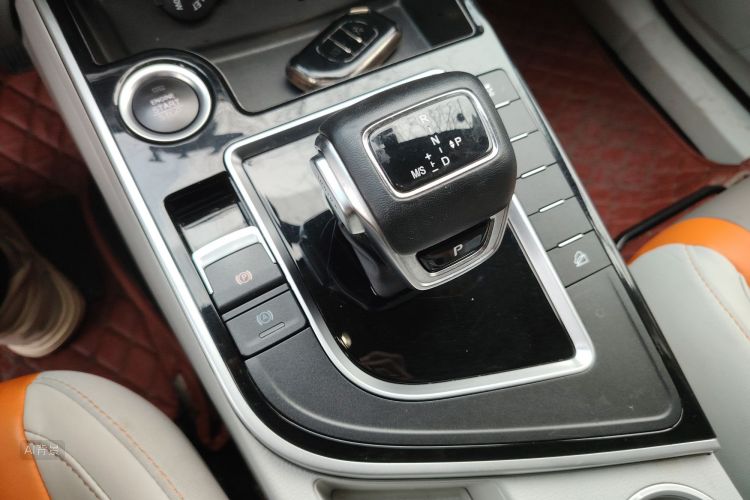 T5 2022 immagine di auto #16
