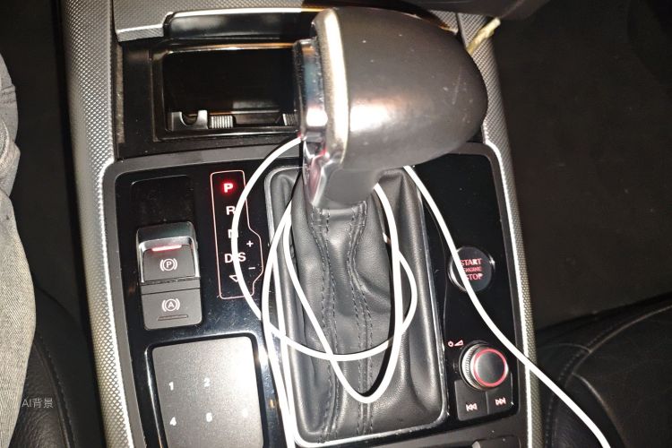 Audi A6L 2014 car image #16