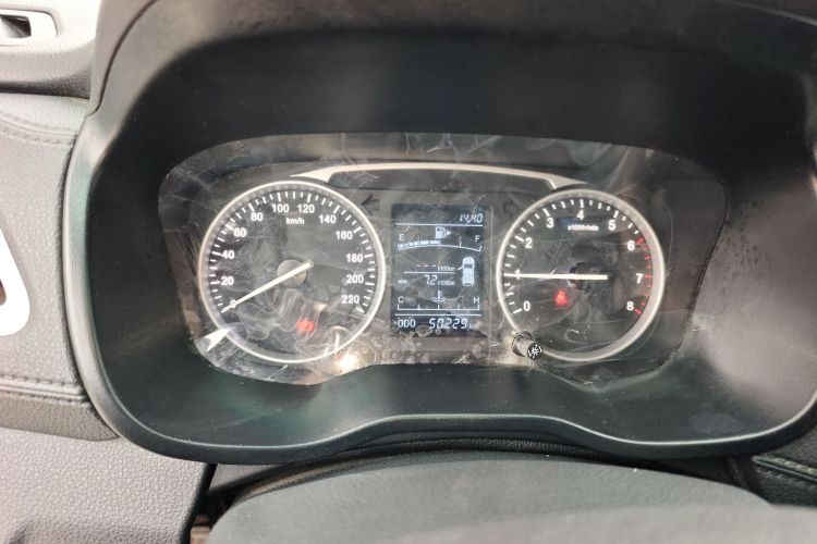 SWM X7 2021 immagine di auto #16