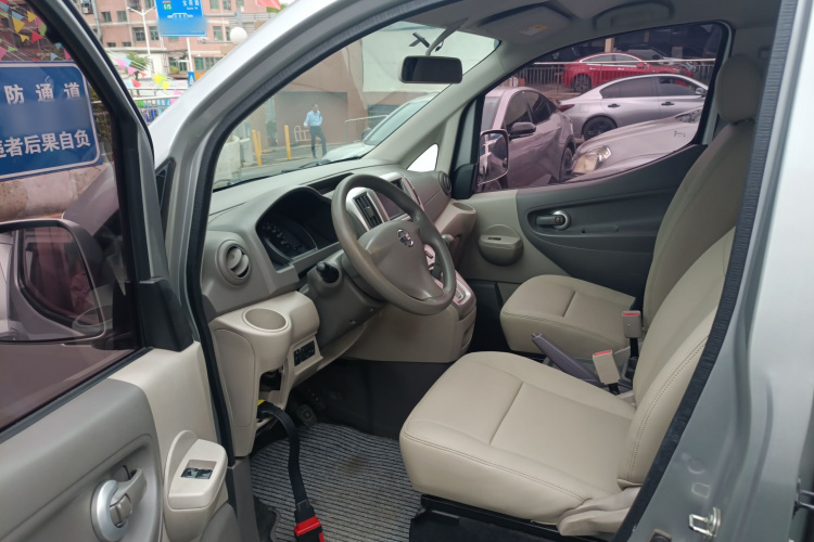 日产 日产NV200 2018 汽车图片 #16