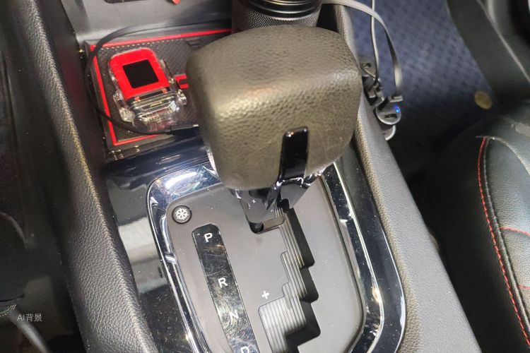 Soueast DX3 2017 car image #16