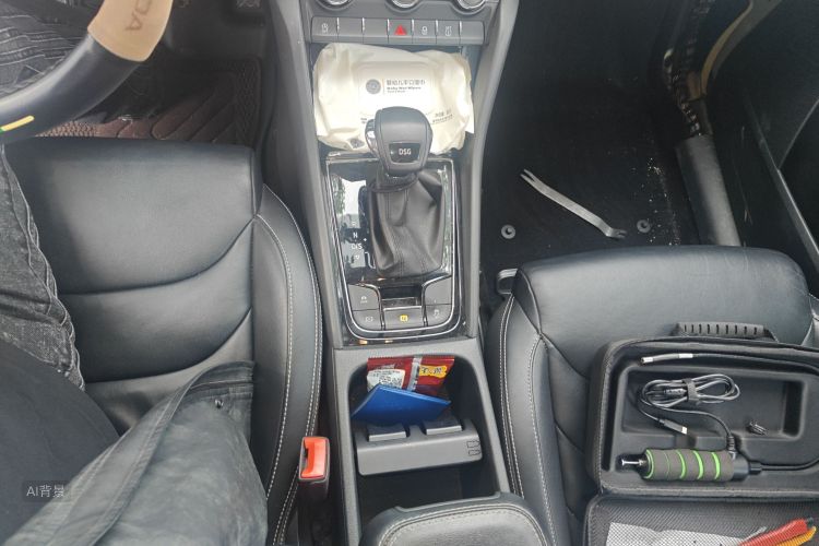 Skoda Kodiaq 2017 imagem de carro #16