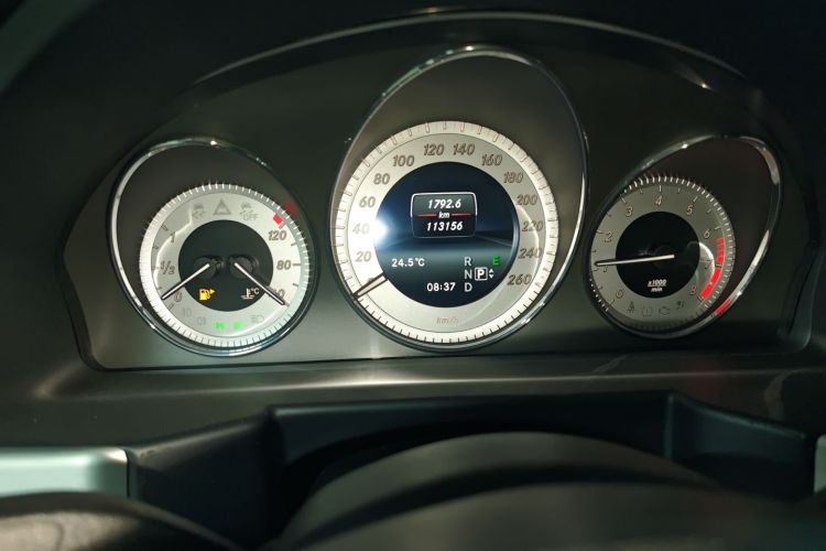 Mercedes-Benz GLK Class 2016 car image #16