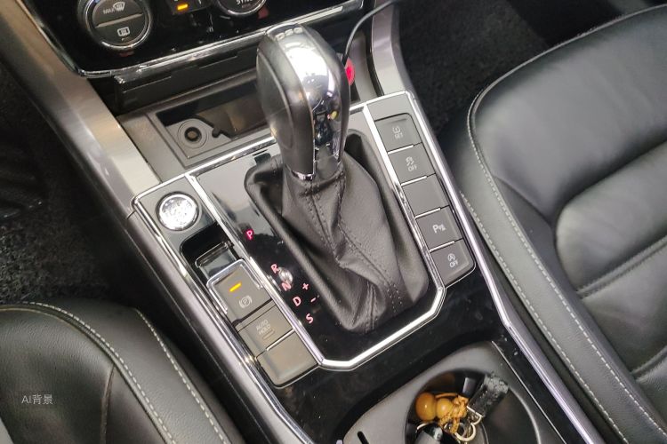 Volkswagen Passat 2017 car image #16