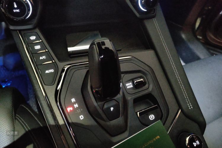 Lynk & Co 01 2021 car image #16