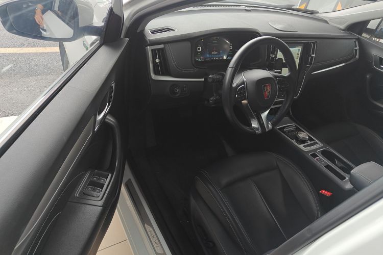 Roewe i6 New Energy 2019 изображение автомобиля #16