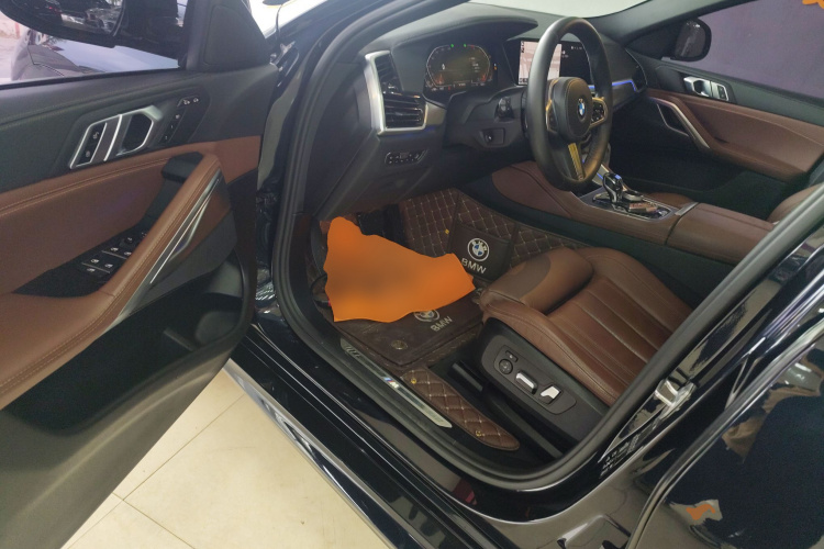 BMW X6 2020 immagine di auto #16