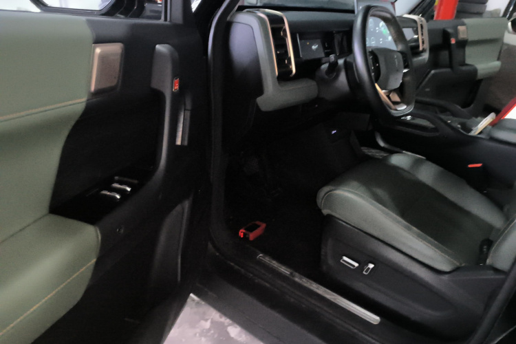 2024 car image #16