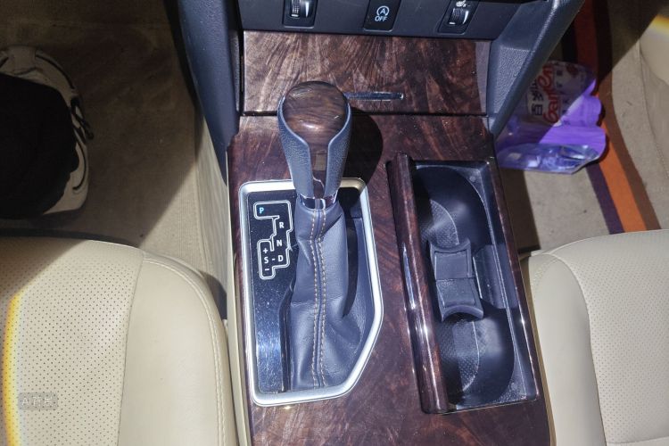 Toyota Camry 2016 immagine di auto #16