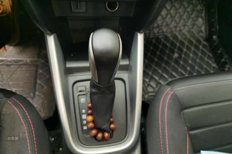 Suzuki Vitara 2017 image de voiture #16