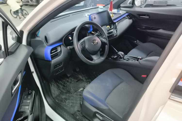 Toyota C-HR EV 2021 car image #16