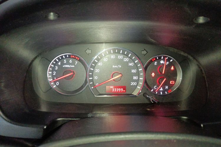 Changan Alsvin V3 2016 صورة سيارة #16