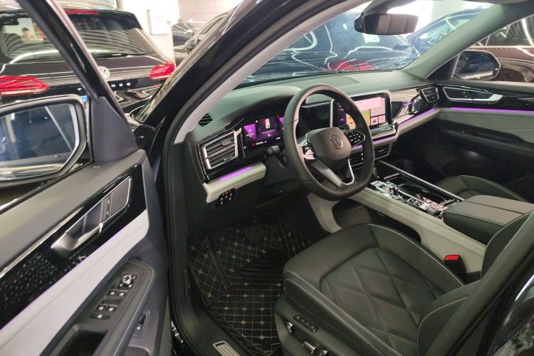 Volkswagen Teramont 2024 car image #16