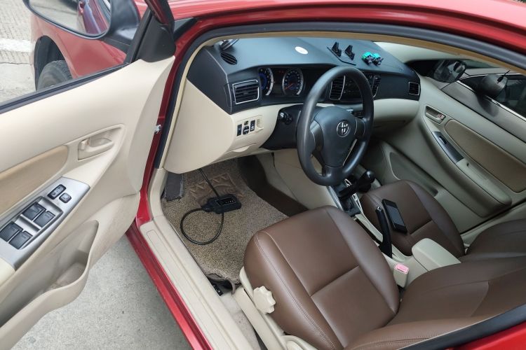 Toyota Corolla (Classic) 2014 car image #16