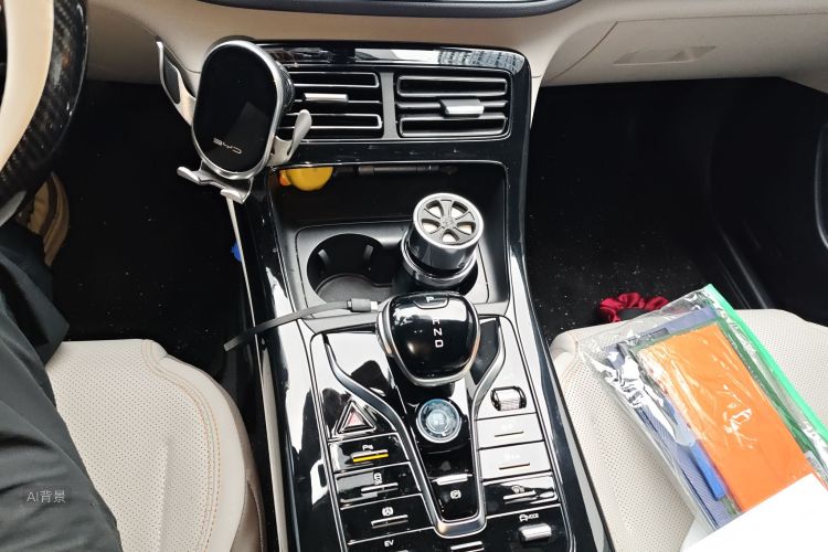 BYD Qin Plus 2024 صورة سيارة #16