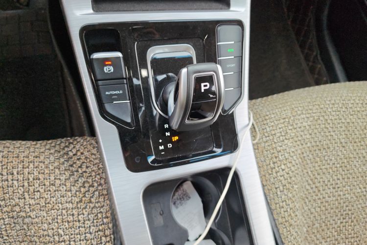 GEELY Emgrand GS 2019 #16 GEELY Emgrand GS 2019 car image #16