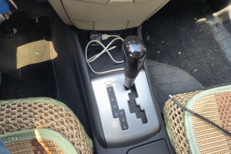 现代 悦动 2015 汽车图片 #16