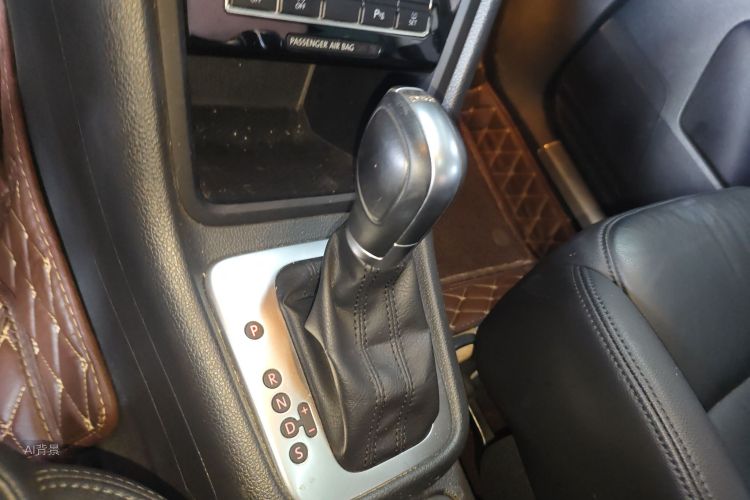 Volkswagen Sharan 2018 immagine di auto #16