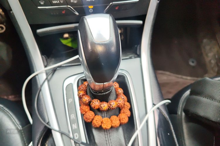 Ford Edge 2016 immagine di auto #16