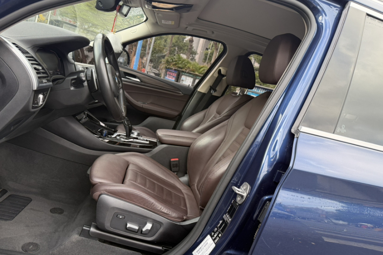 BMW X3 2019 imagen de coche #16