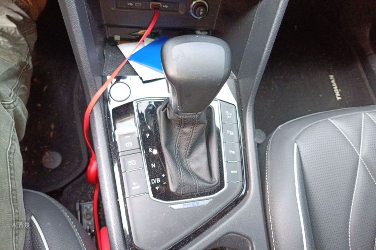 Volkswagen Tiguan L New Energy 2022 изображение автомобиля #16