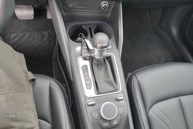 Q2L 2025 #16 Q2L 2025 car image #16