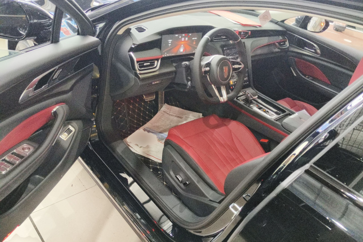 HongQi H6 2025 car image #16