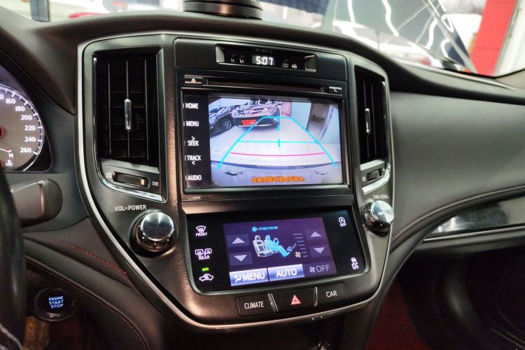 丰田 皇冠 2018 汽车图片 #16