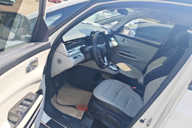 BYD D1 2024 car image #16