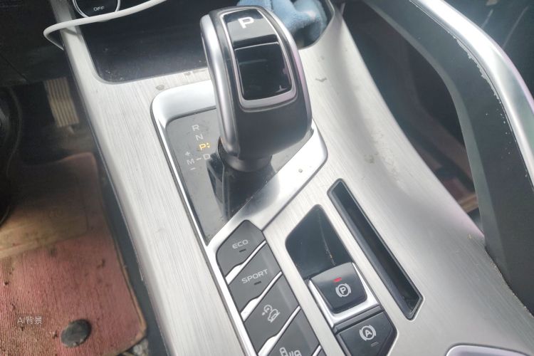 GEELY Coolray 2020 #16 GEELY Coolray 2020 car image #16