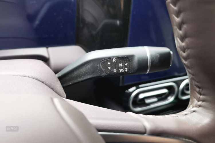 零跑汽车 零跑C11 2023 汽车图片 #16