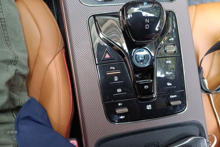 BYD Han 2022 car image #16