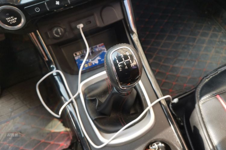 Kaiyi X3 2017 صورة سيارة #16