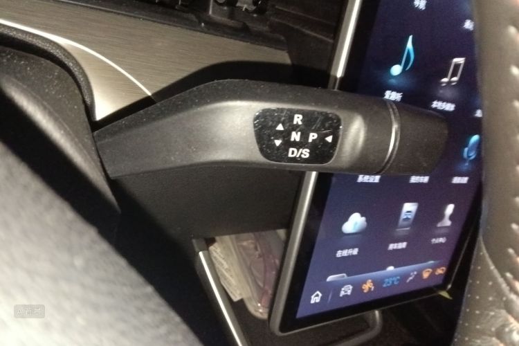 Neta V 2022 صورة سيارة #16