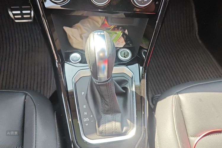 T-Roc 2020 car image #16