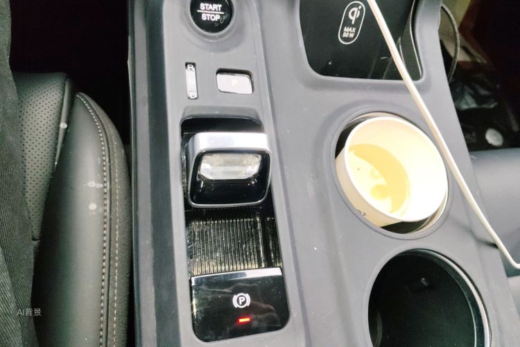 GAC Trumpchi E8 2023 صورة سيارة #16