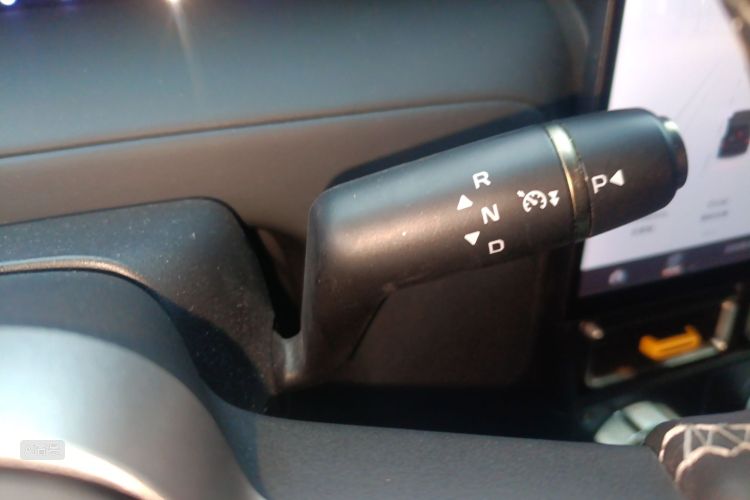2025 car image #16