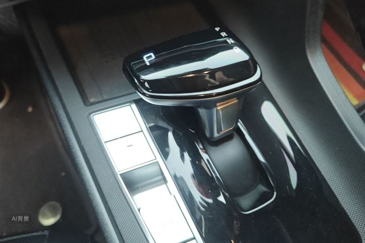 Hyundai Elantra 2021 immagine di auto #16